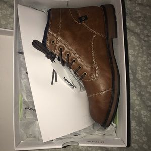 Sonoma Boots with Memory Foam! Size 7